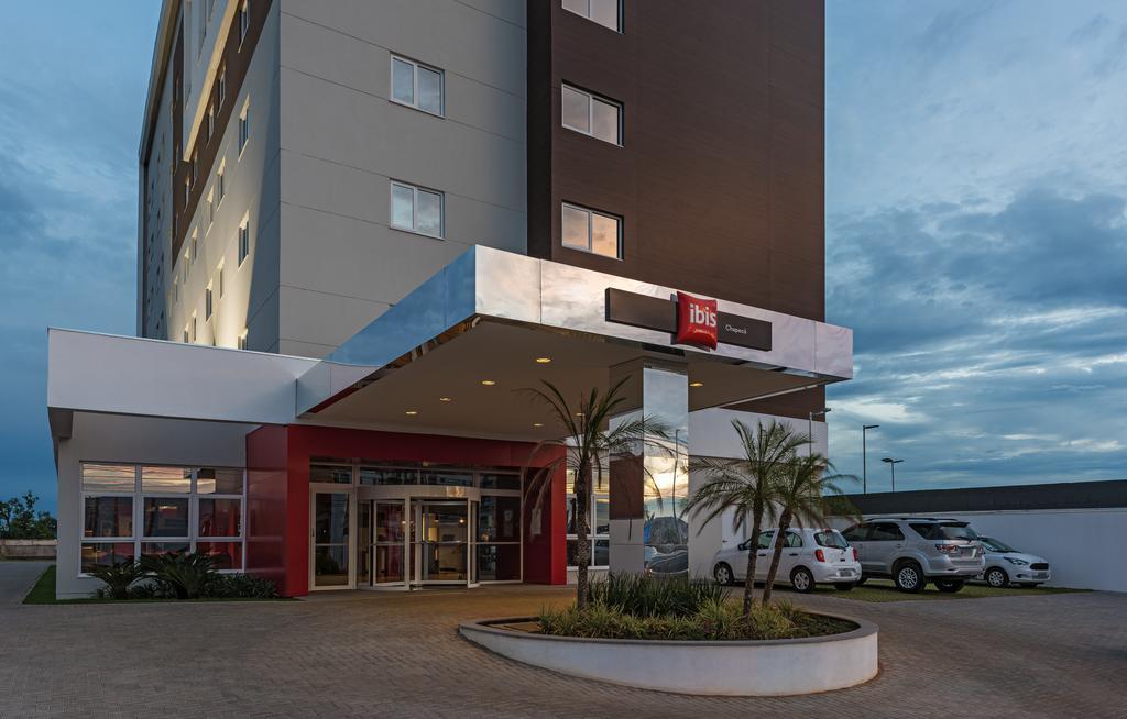 Hotel Ibis Chapecó Zewnętrze zdjęcie